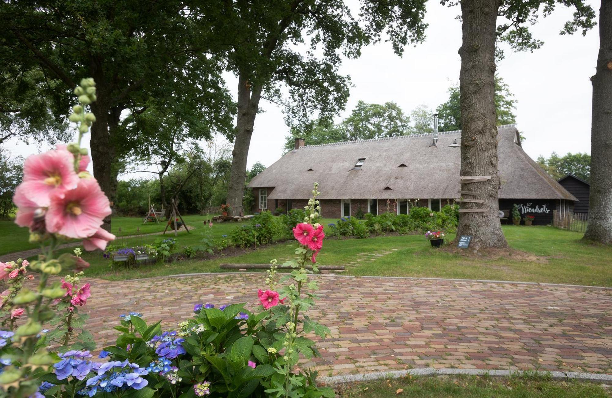 Groepshoeve Wiendsels Weerwille Eksteriør billede